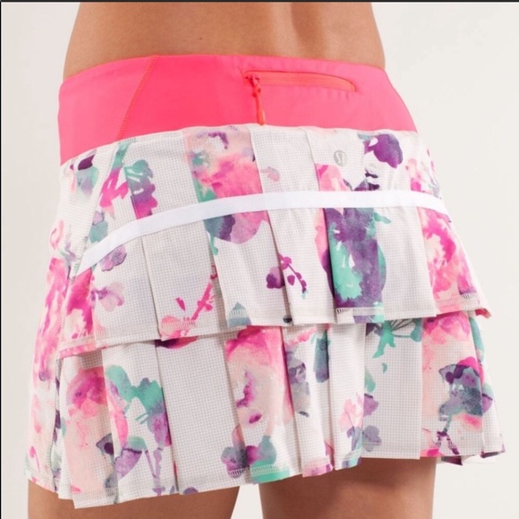 Lululemon Pace Setter Skirt Blur Blossom Neon Pink - Picture 2 of 16